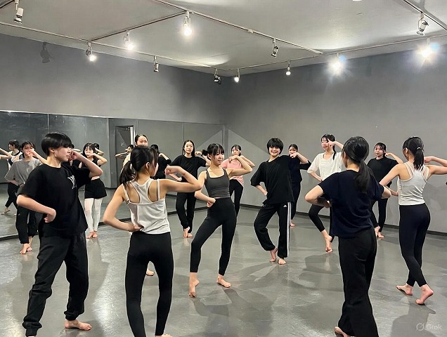 新小岩 ビートステップ スタジオ 総武線 2分の定期レンタルスタジオ ダンススタジオ